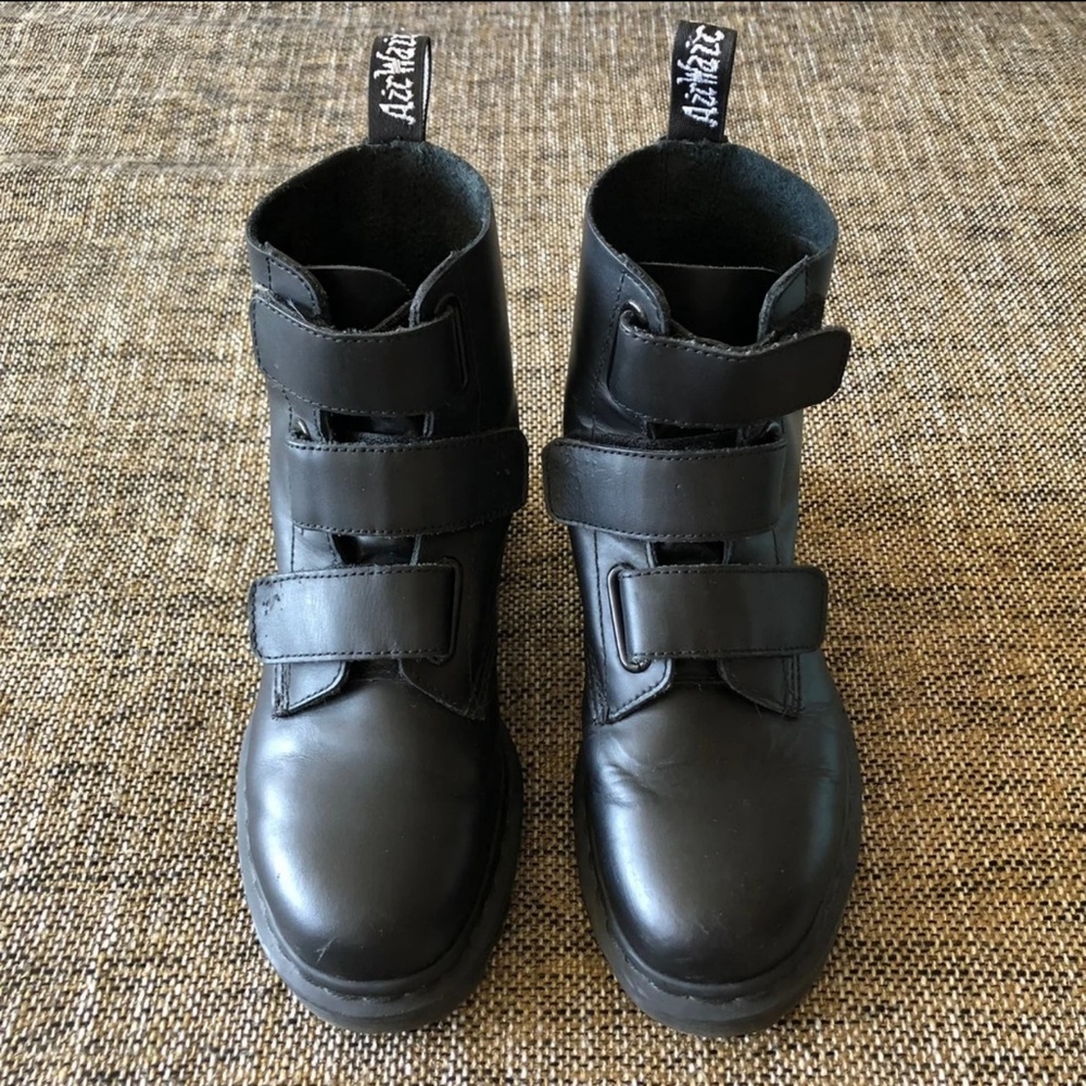 Dr. Martens Coralia boots, black, size 7 womens